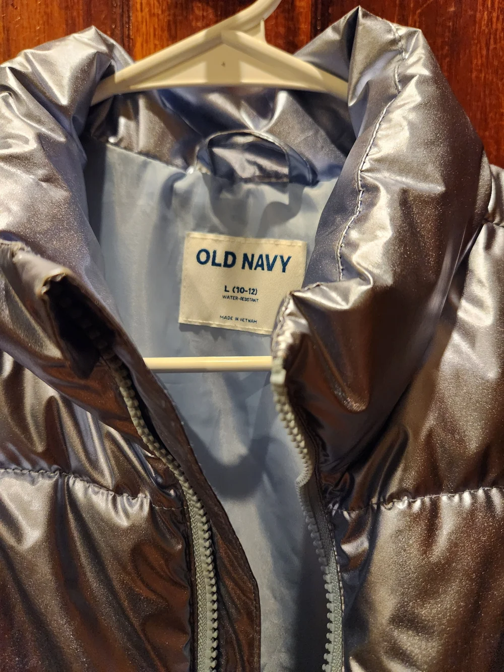 EUC Old Navy Silver Metallic Puffer Vest - Kids Sleeveless Zip Front
